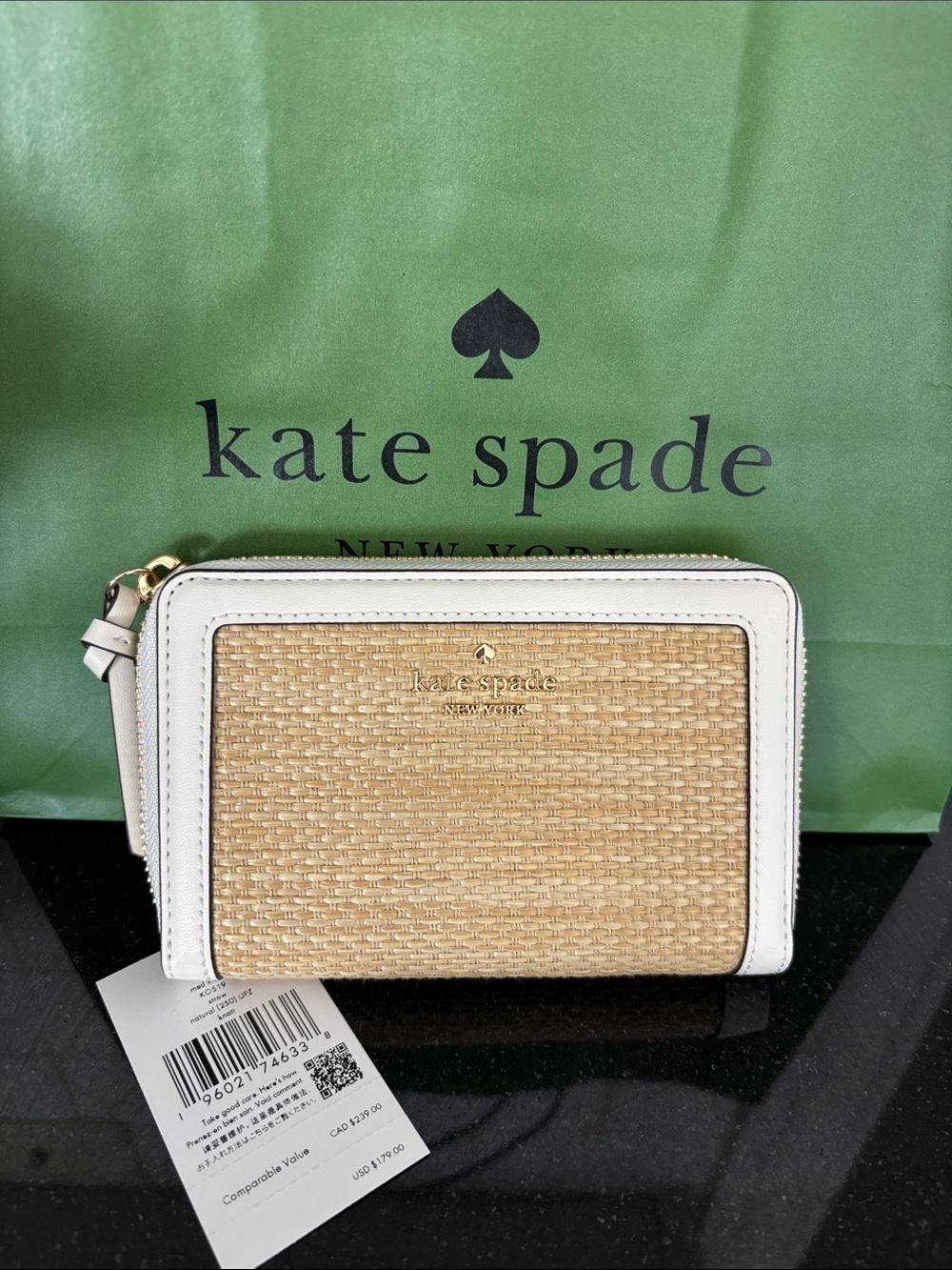 NWT Kate Spade Zip Wallet